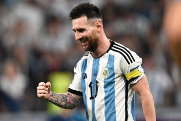 Lionel Messi Con Quái Vật Của Đội Tuyển Quốc Gia Argentina